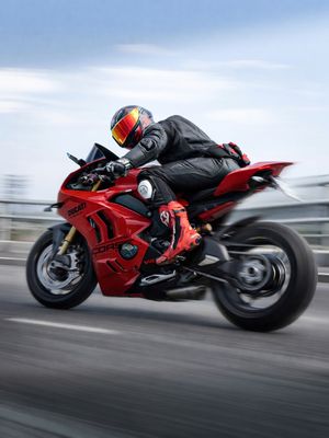 Image post by @quadlockmoto on Instagram