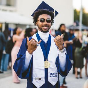 Image post by @team_rese on Instagram