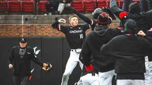 Image post by @gobearcatsbase on Instagram