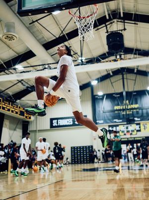 Image post by @uanextboyshoops on Instagram