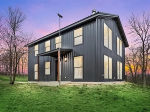 Image post by @barndomarketplace on Instagram