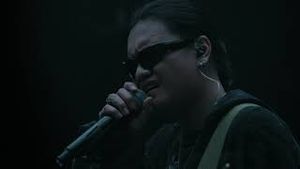 Video post by @88rising on YouTube
