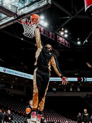 Image post by @vandymbb on Instagram