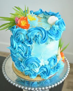 Image post by @theblondewhobakes on Instagram