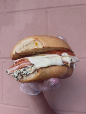 Image post by @bagelstreetdeli on Instagram
