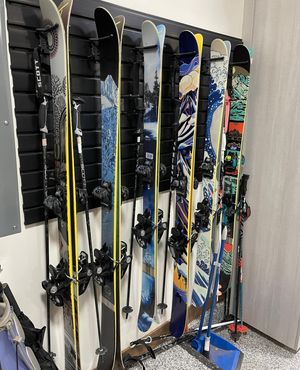 Image post by @j_skis on Instagram