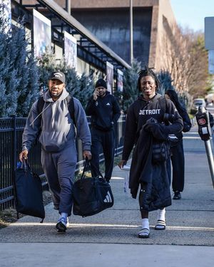 Image post by @peacocksmbb on Instagram