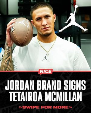 Image post by @nicekicksgridiron on Instagram