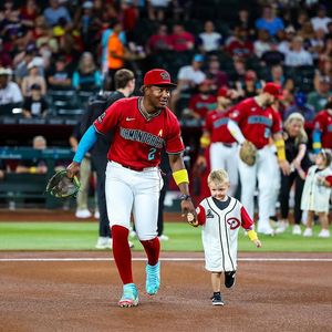 Image post by @dbacksgiveback on Instagram