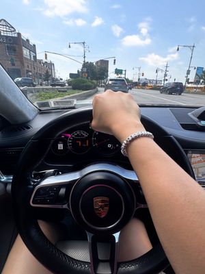 Image post by @sportsgirlnyc on Instagram