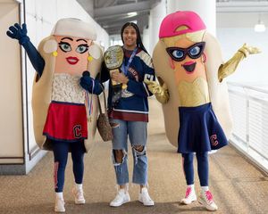 Image post by @clehotdogs on Instagram