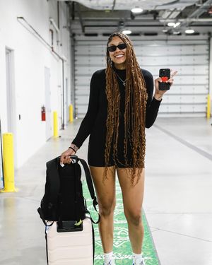 Image post by @kamilla_cardoso on Instagram