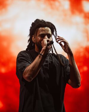 Image post by @shotsby.ly on Instagram