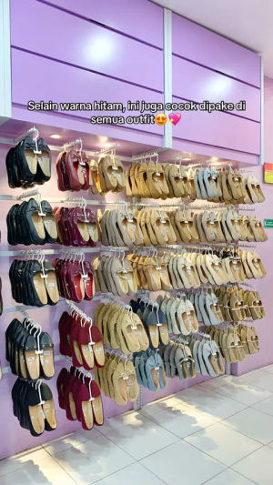 Image post by @deliwafastore.kediri on TikTok