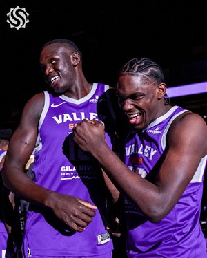 Image post by @gleaguesuns on Instagram