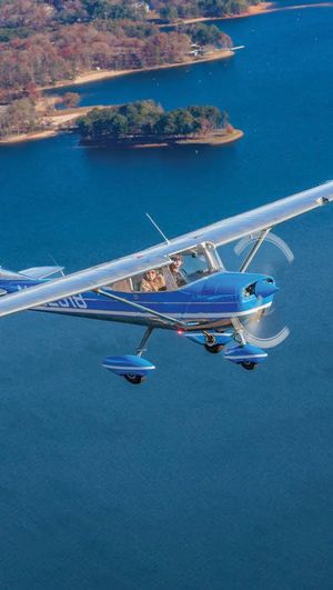 Video post by @foreflight on Facebook