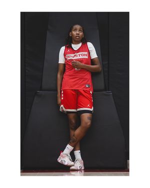 Image post by @uhcougarwbb on Instagram