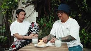Video post by @88rising on YouTube
