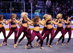 Image post by @coloradoeagleschicks on Instagram