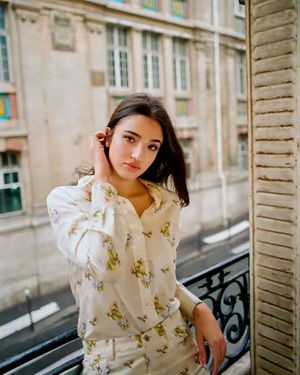 Image post by @vogueitalia on TikTok
