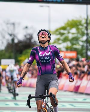 Image post by @letourfemmes on Instagram