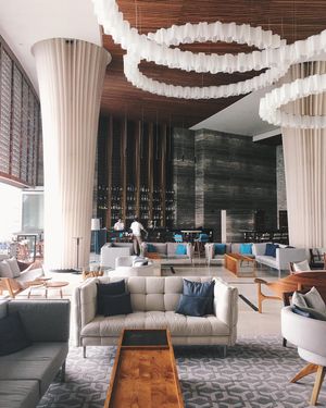 Image post by @kirstenalana on Instagram