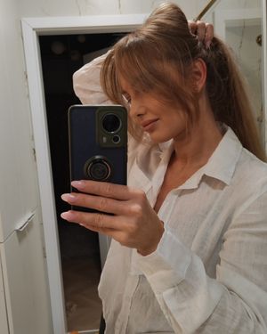 Image post by @aleandra_yt on Instagram