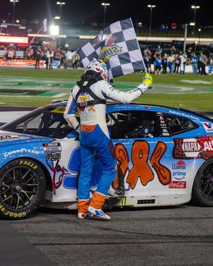 Image post by @echoparkspeedway on Instagram