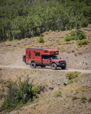 Image post by @earthroamer on Instagram