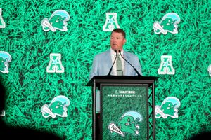 Image post by @greenwavefb on Instagram