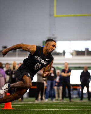 Image post by @uvafootball on Instagram