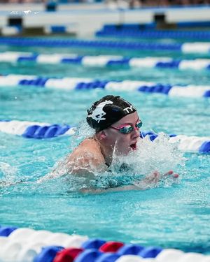 Image post by @smuswimdivew on Instagram