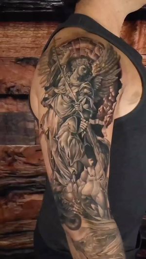 Video post by @skindesigntattoos on Instagram