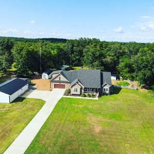 Image post by @pmanningtnrealtor on Instagram