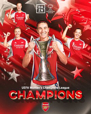 Image post by @DAZNWFootball on Twitter