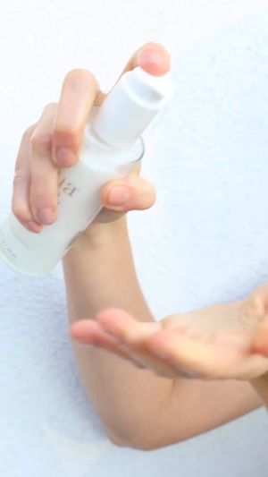 Video post by @RahuaBeauty on Facebook