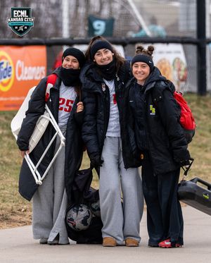 Image post by @ecnlgirls on Instagram