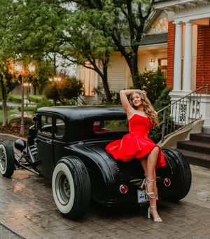 Image post by @colorsdress on Instagram