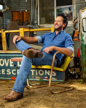 Image post by @lukebryan on Instagram