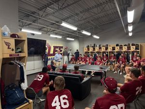 Image post by @leeubaseball on Instagram