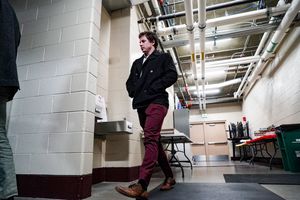 Image post by @ColoradoEagles on Twitter