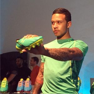 Image post by @soccerdotcom on Instagram