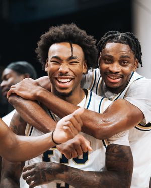 Image post by @fiuhoops on Instagram