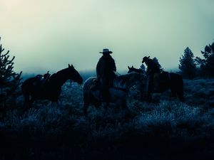 Image post by @olderelder on Instagram