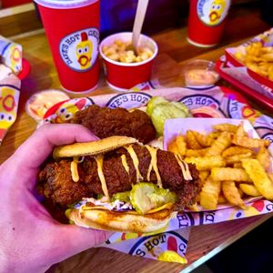 Image post by @daveshotchicken on Instagram