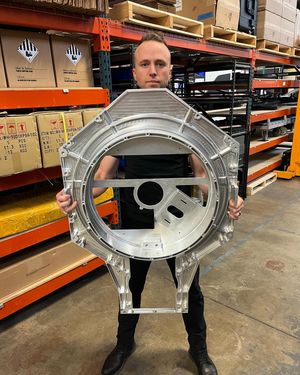 Image post by @motocrane_team on Instagram