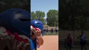 Video post by @eastonbaseballsoftball on YouTube