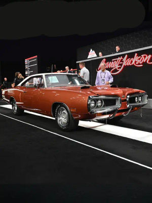 Video post by @barrettjacksontv on TikTok