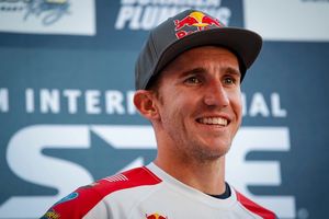 Image post by @racerxonline on Instagram