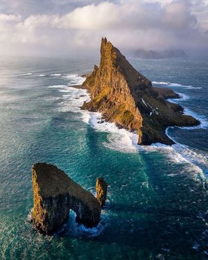 Image post by @droneartgallery on Instagram
